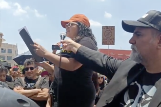 Marcha en la CDMX contra el uso de AI en voz e imagen